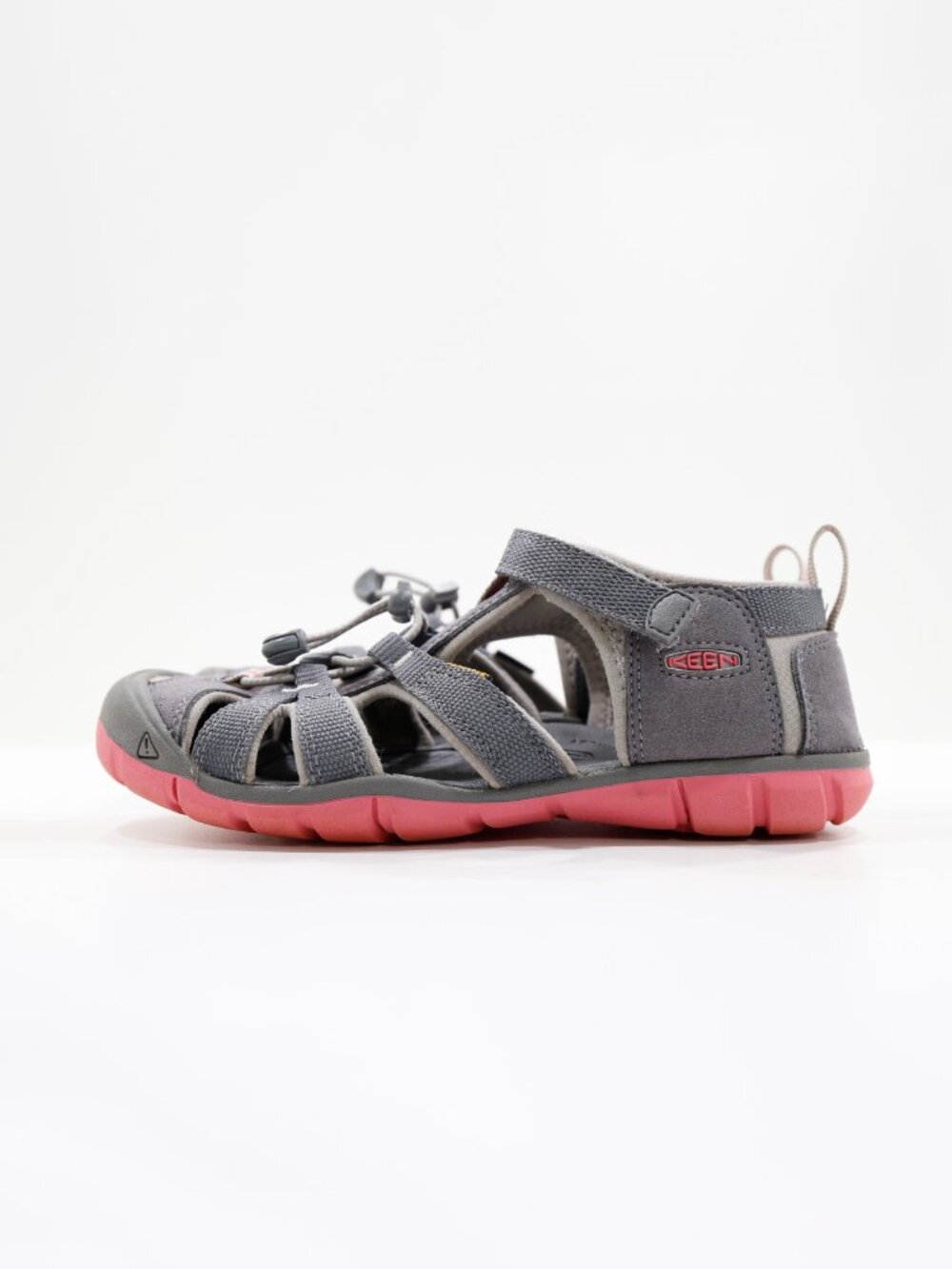 Keen Seacamp II CNX Gray Washable Fisherman Sandals - Women's 6/Youth 4